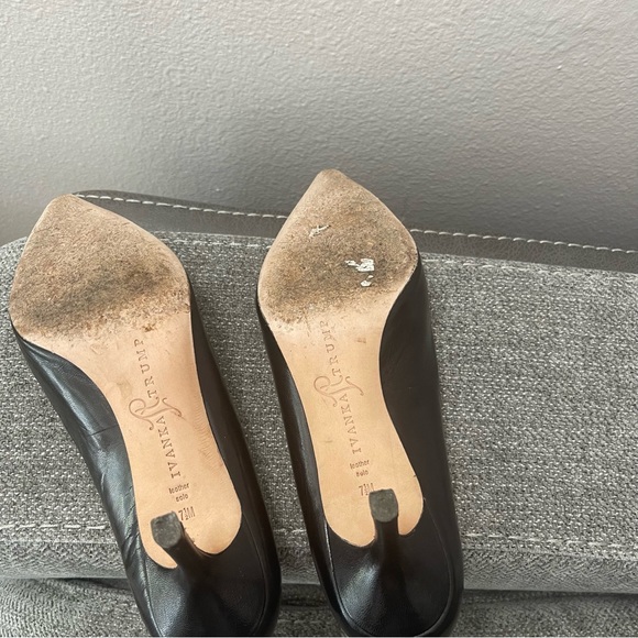 Ivanka Trump Heels size 7,5m - Picture 3 of 8